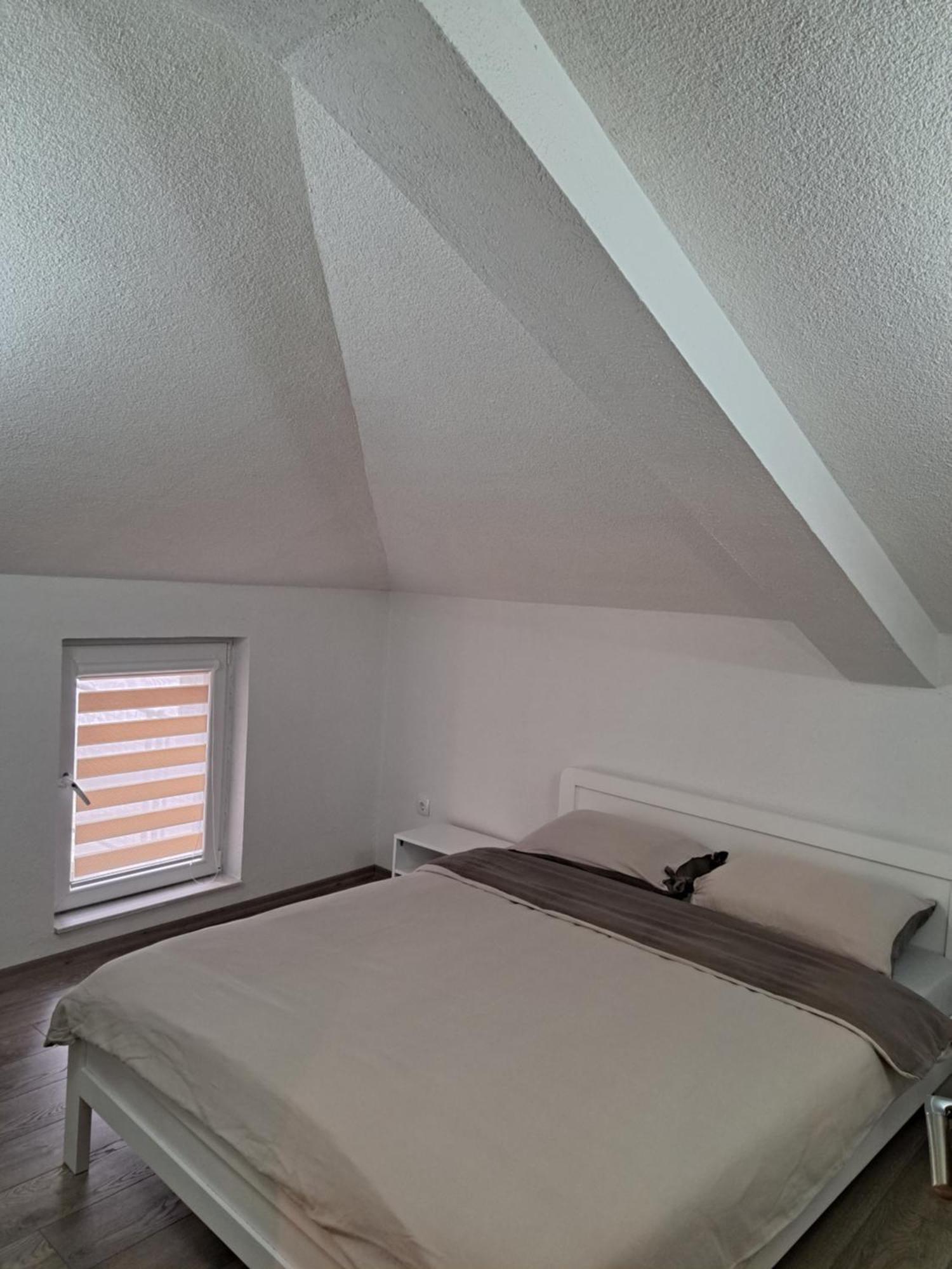 Papi Apartments Kruševo Pokoj fotografie